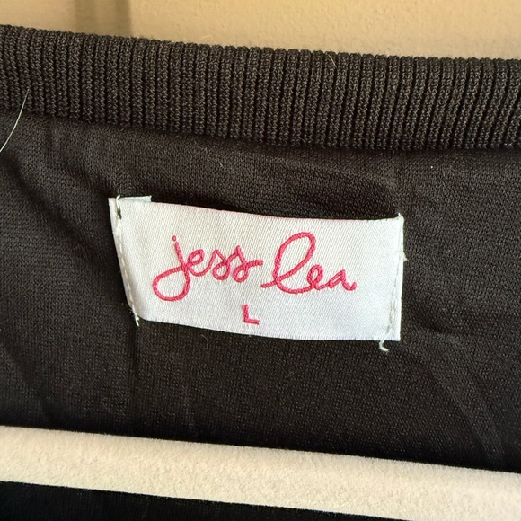 Like NEW JESS LEA in the spot light sequin Game Day top. Size Large women’s. - Picture 4 of 10